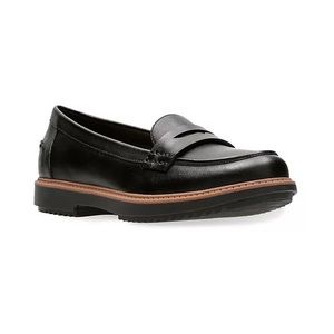 Clarks Raisie Eletta NWT Black Leather Slip-on Loafers Sz 6